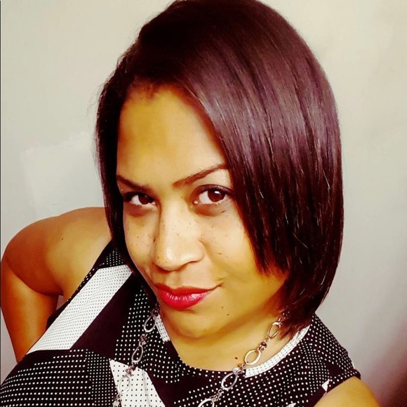 Meet your Posher, Angela - Picture 1 of 1